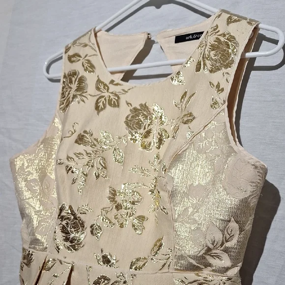 3/$20--Gold Metallic Mini Dress, Floral Rose, Ark & Co. Sz 8, NWOT - Picture 4 of 15